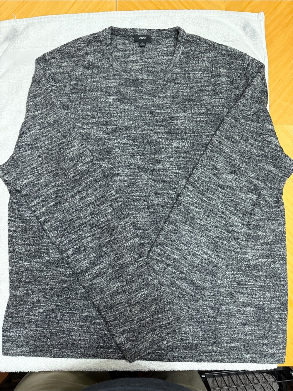 Vince Men's Charcoal Heather Crewneck Sweater